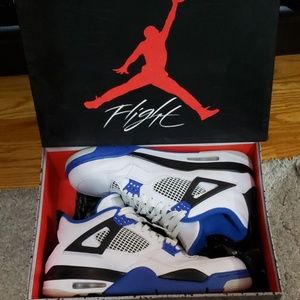 Jordan Retro 4